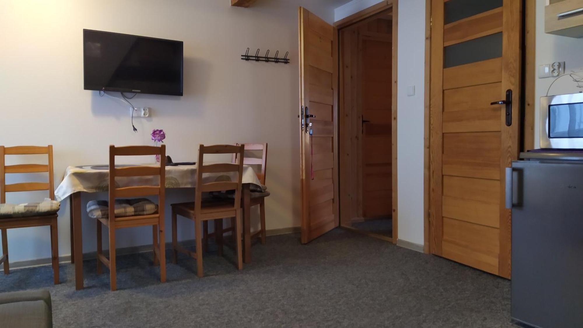 Apartamenty Z Widokiem Na Gory บุโควินา ทัตซานสกา ห้อง รูปภาพ